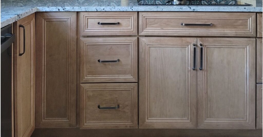 Cabinet Finishes That Add a Touch of Luxury to Your Home