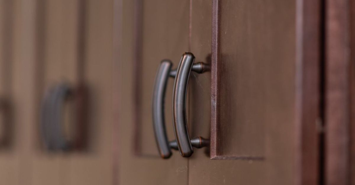 Choosing the Right Cabinetry for a Rustic Kitchen