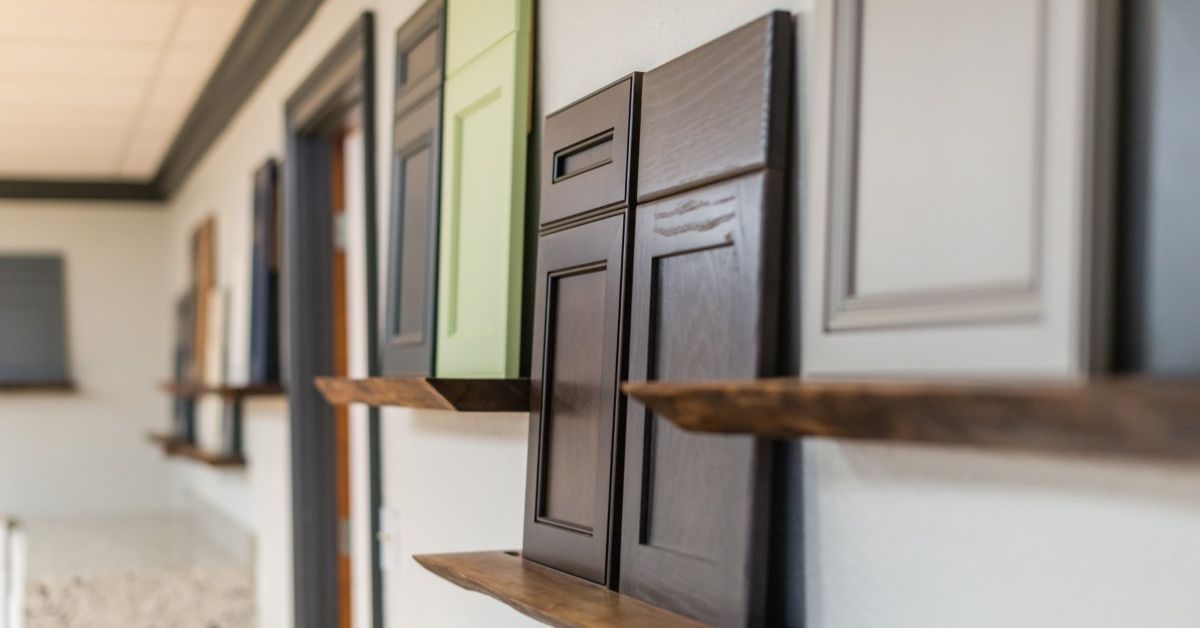 A Complete Guide to Selecting Office Cabinetry